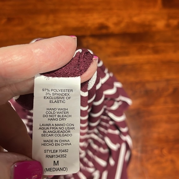 Ambiance Womens Jumpsuit M Burgundy/Cream Stretch Waist Adj Straps Wide Leg EUC - Picture 8 of 12